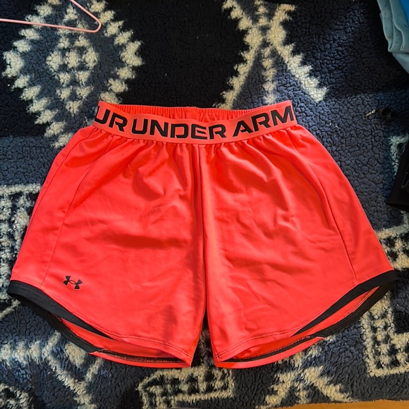 Under armour loose extra small girls shorts - Picture 1 of 3